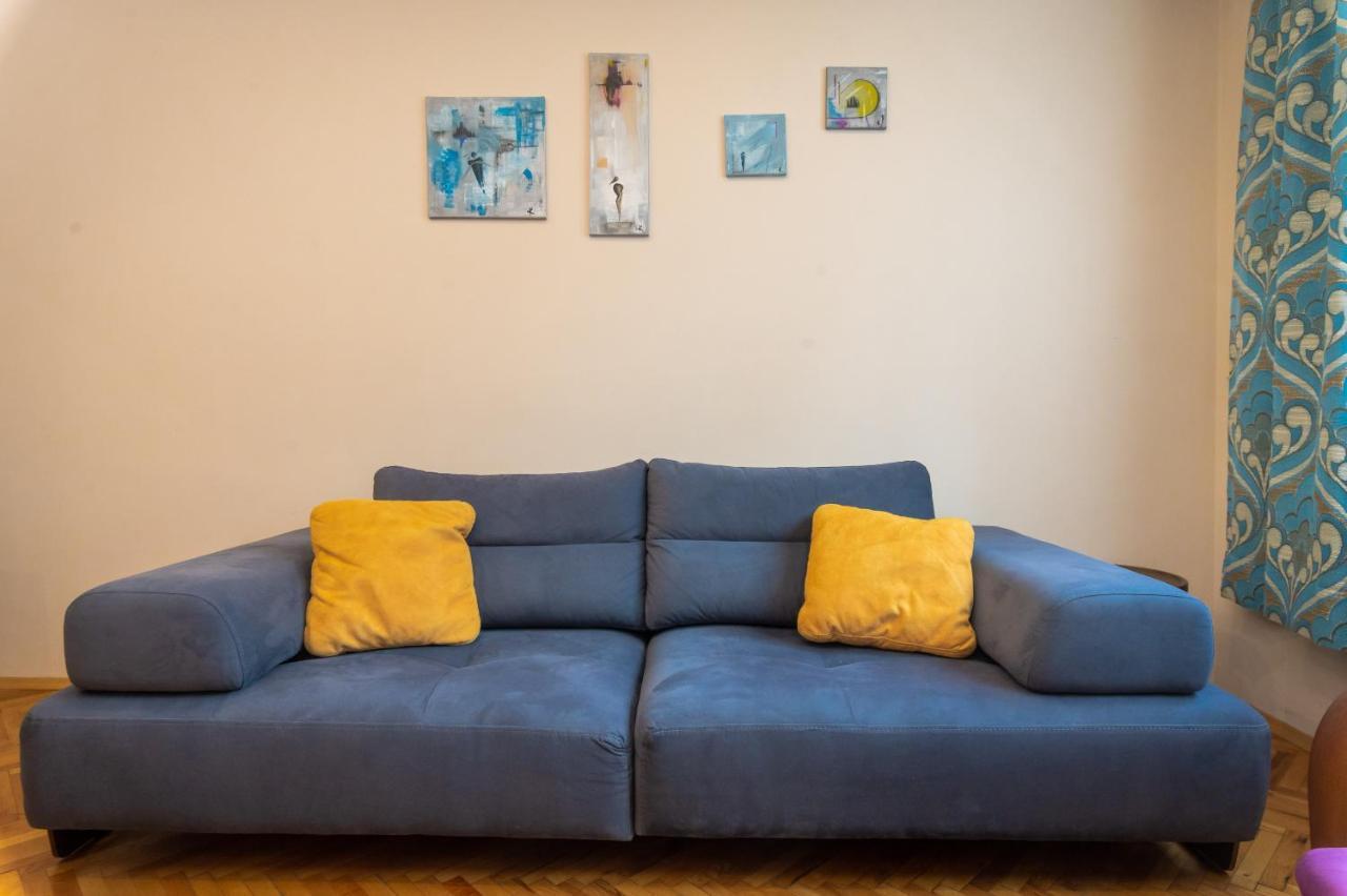 Lovely Cozy 2bd Near The Center Of