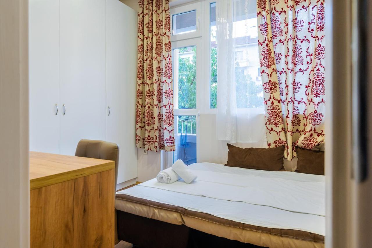 Lovely Cozy 2bd Near The Center Of Apartment *
